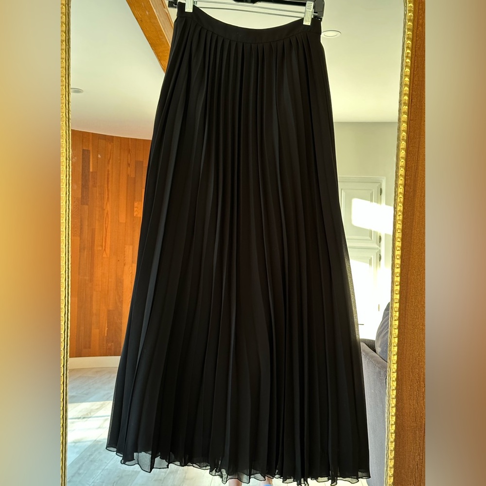 ASOS Petite Elegant Black Pleated Maxi Skirt - Picture 5 of 7